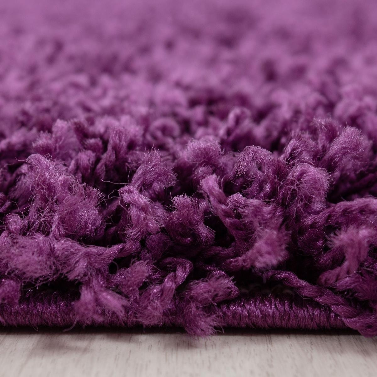 Tapis poils longs shaggy tissé motif uni GECO