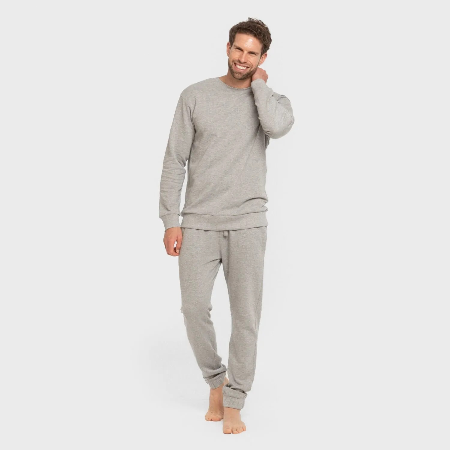 Pantalón largo básico deportivo gris claro