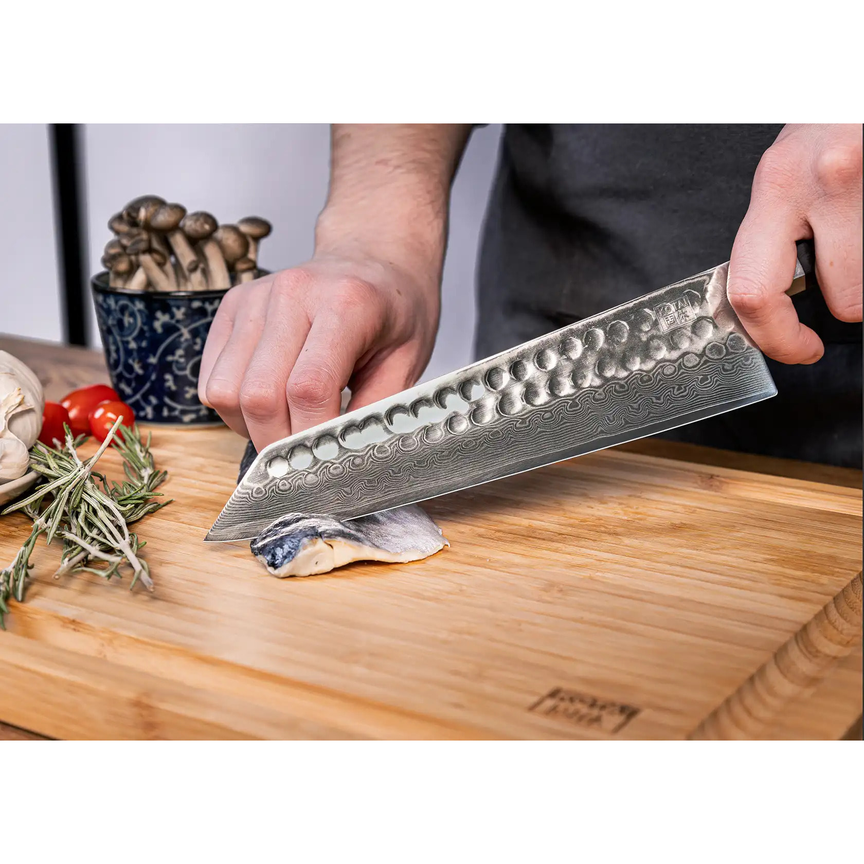 Cuchillo cocinero martillado "Kiritsuke" - 210mm - Colección Bunka Damascus