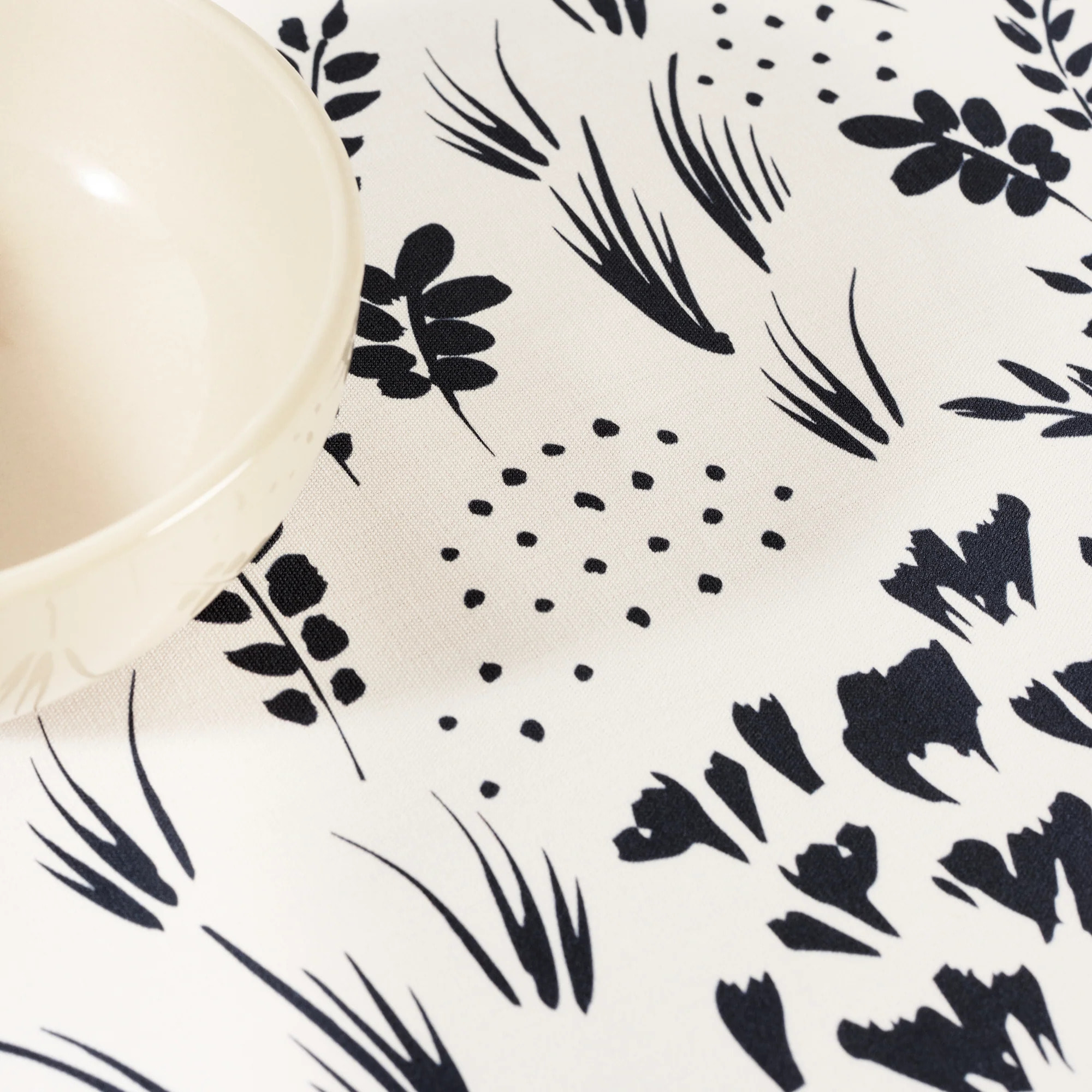 Nappe anti-taches au toucher tissu 0120-358