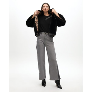 Cappotto con cappuccio in pelliccia sintetica