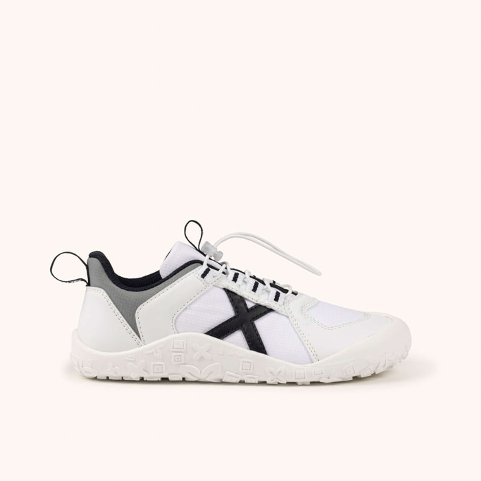 Zapatilla Infantil de Deporte y Estilo Casual Blanca y Negra MUNICH MINI LITO 03