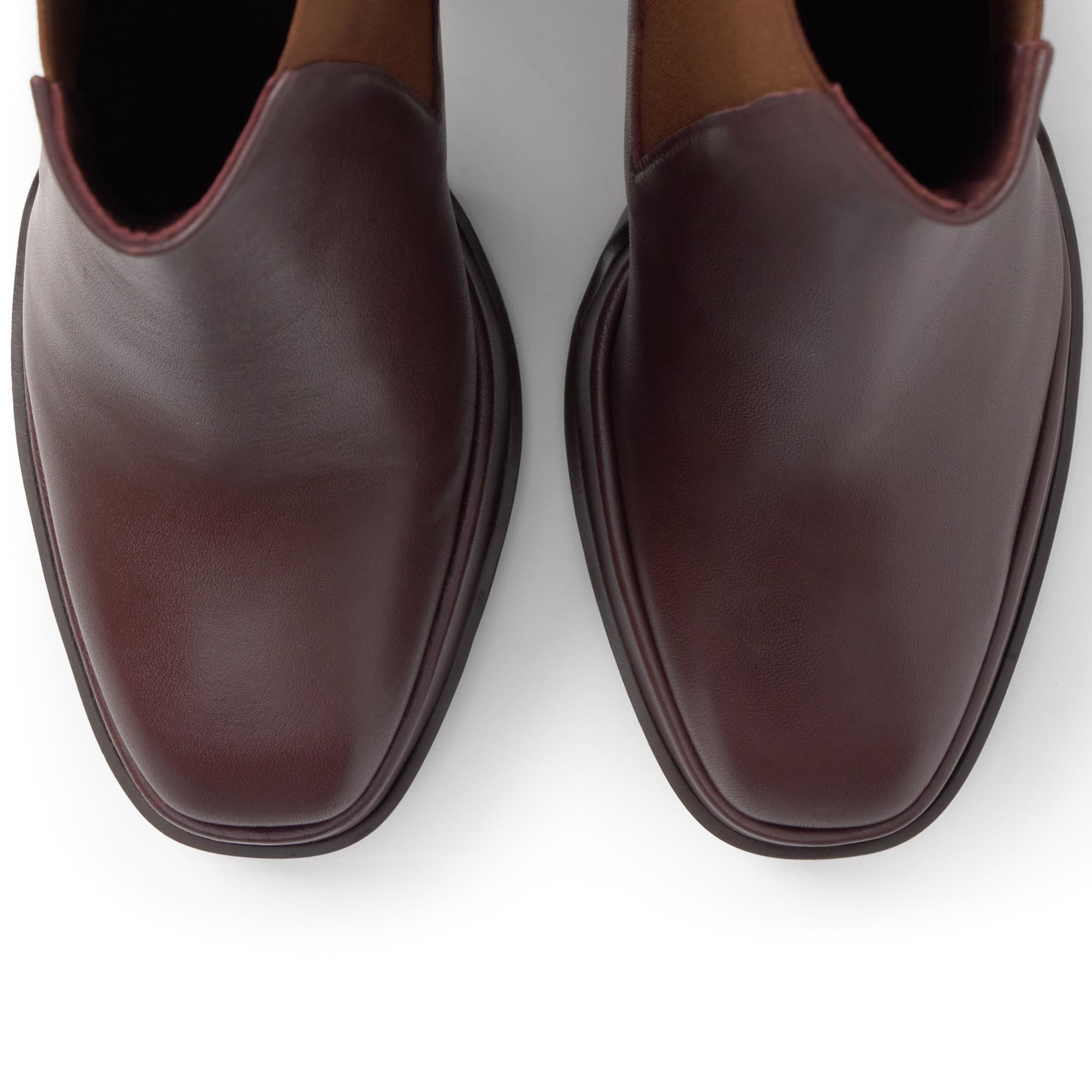 Botín de tacón Bimba en napa con cierre elástico