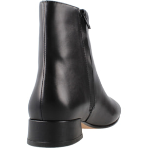 Botines Mujer de la marca GEOX  modelo D561NA 000TU NEGRO