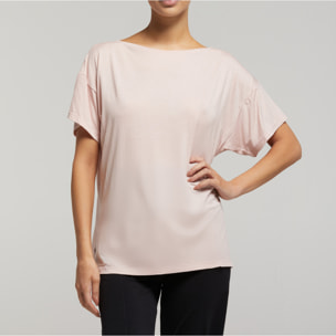 Maglia manica corta scollo barchetta in viscosa sostenibile vestibilità over