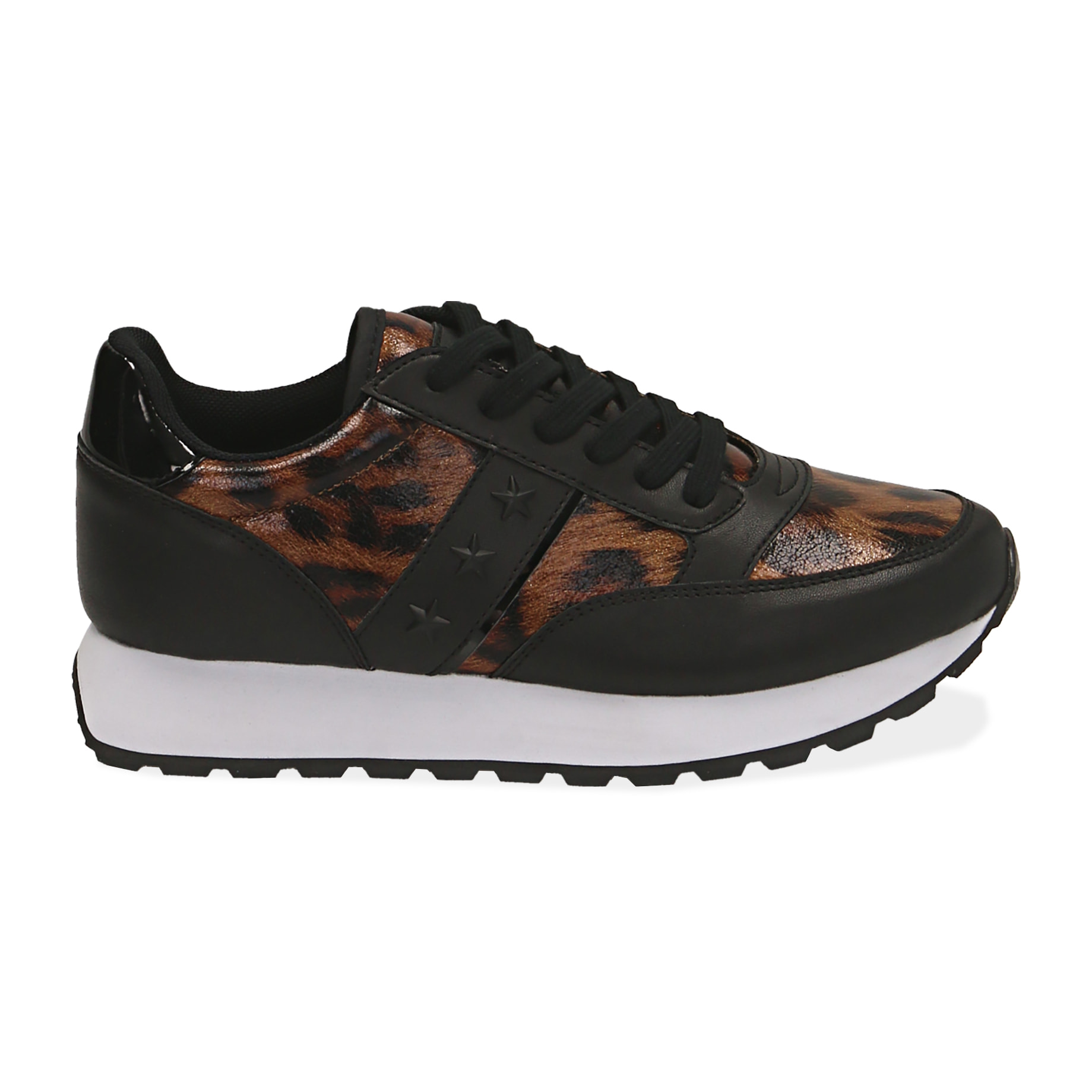 Sneakers leopard.