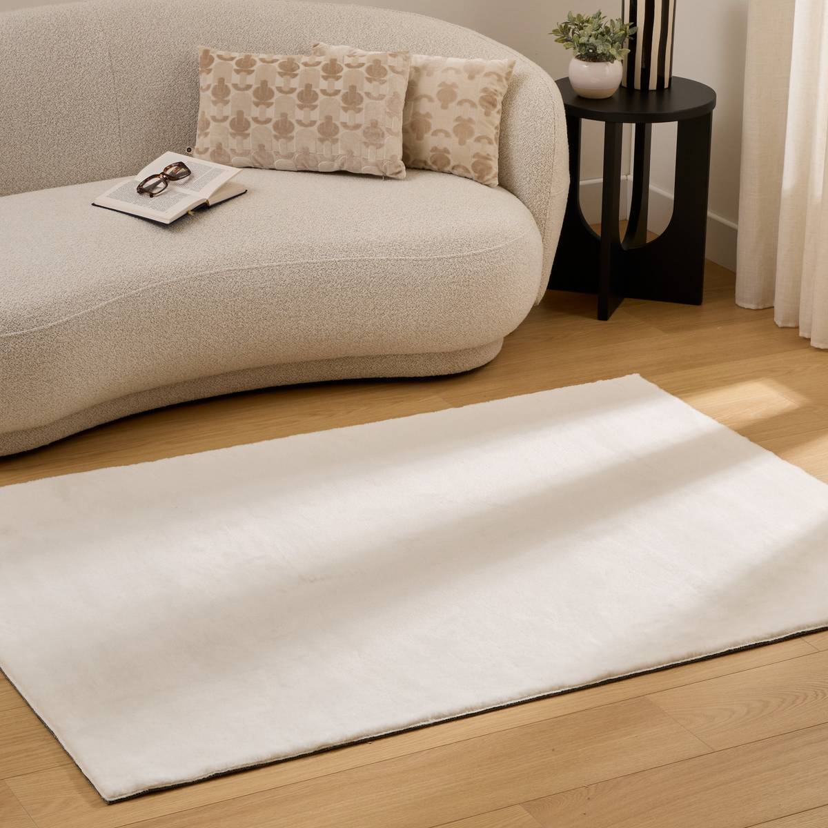 Tapis fausse fourrure Couka blanc 170x120cm