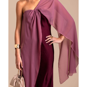 Vestido midi con escote palabra de honor y capa