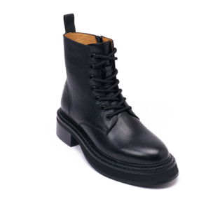 Stivaletto British Passport Nero