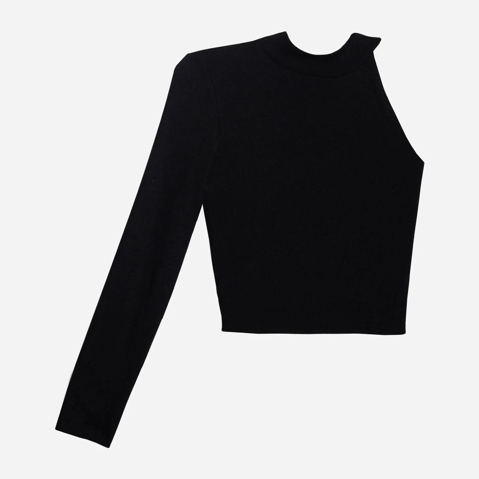 Top de mujer asimétrico con cuello alto.