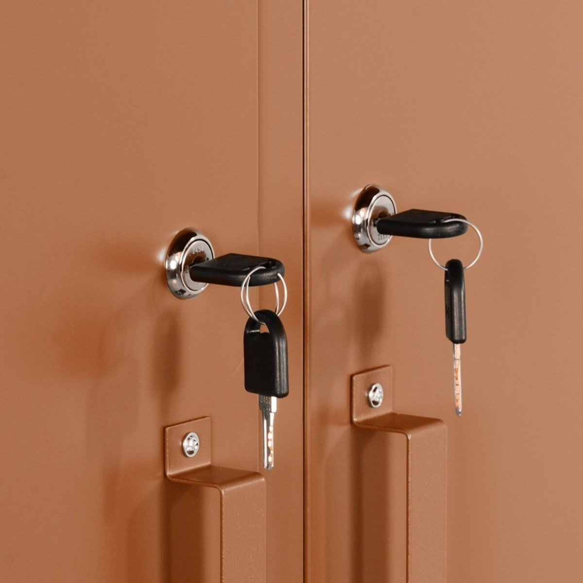 Armadio due ante in metallo 190x85x50 mattone