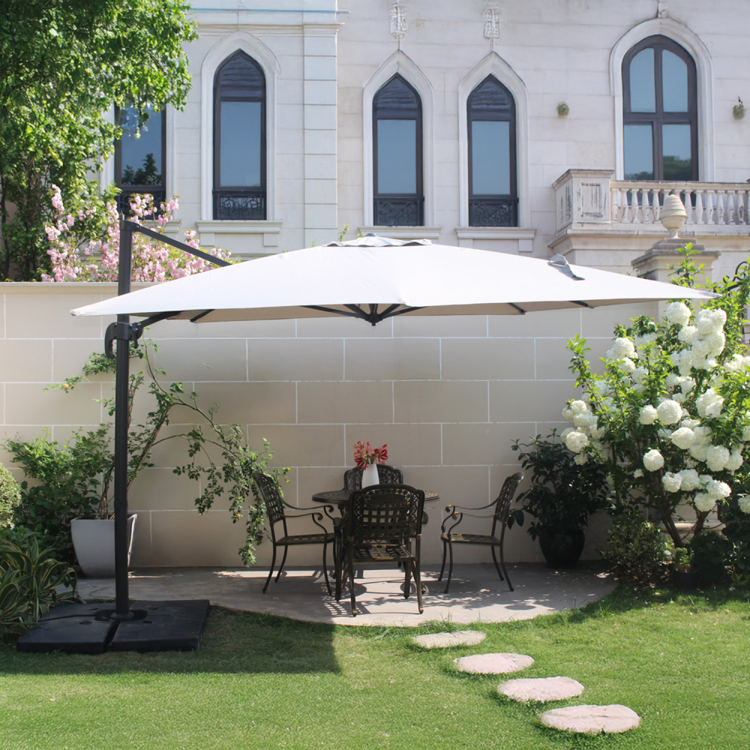 RAFAELA Parasol déporté et rotatif 3 x 3m écru