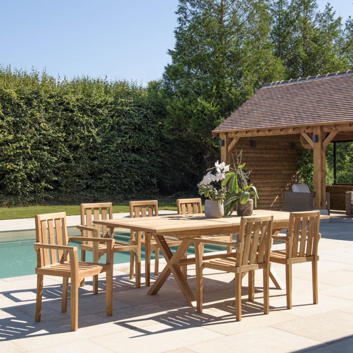 FUN - Salon de jardin en teck 8/10 personnes