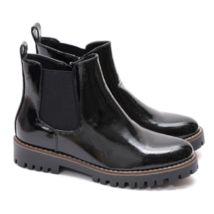 Stivaletto in simil pelle con elastico laterale