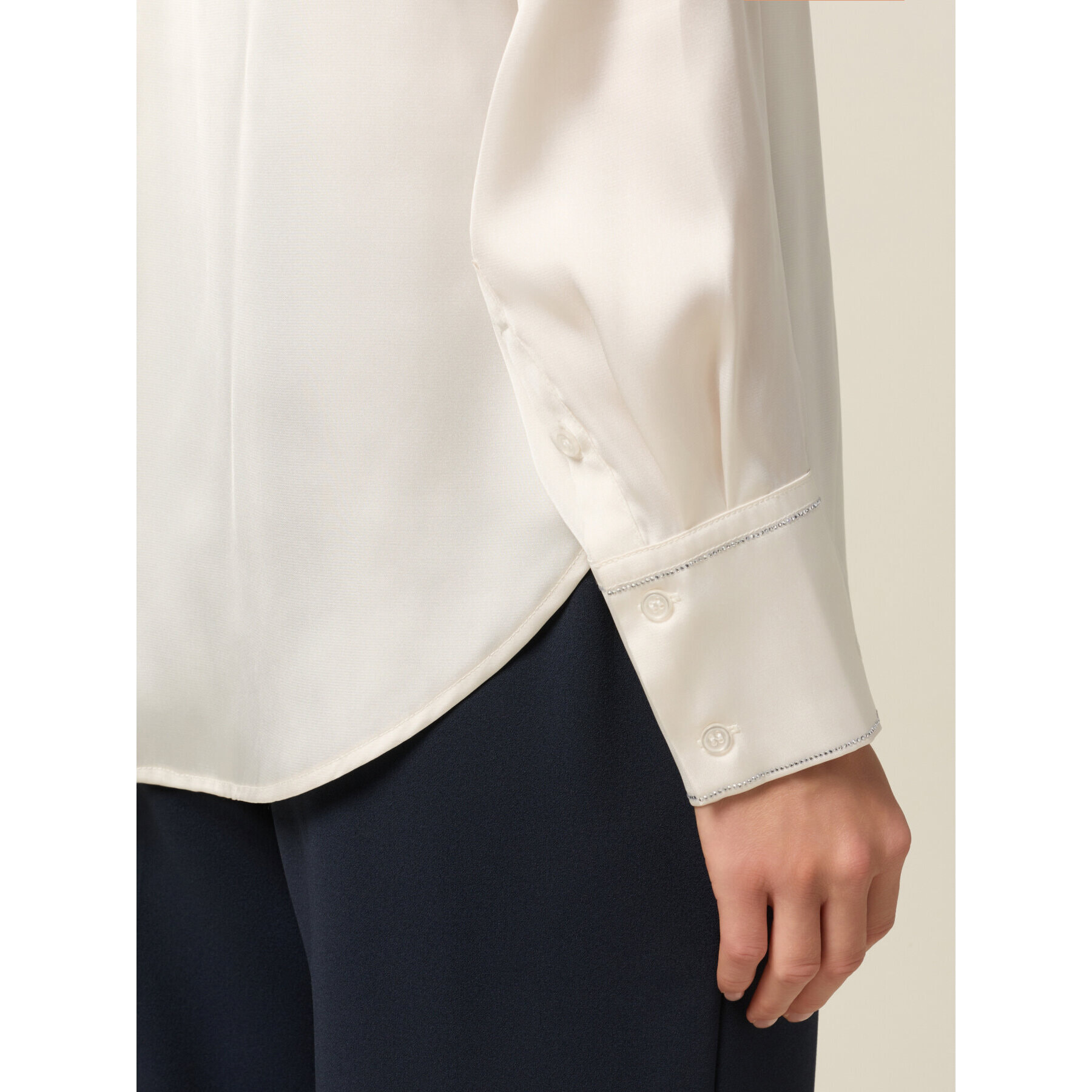 Oltre - Camisa de satén con detalle de cadenillas - Blanco