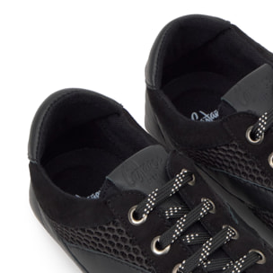 Sneaker Luisa en napa y ante con cierre de cordones