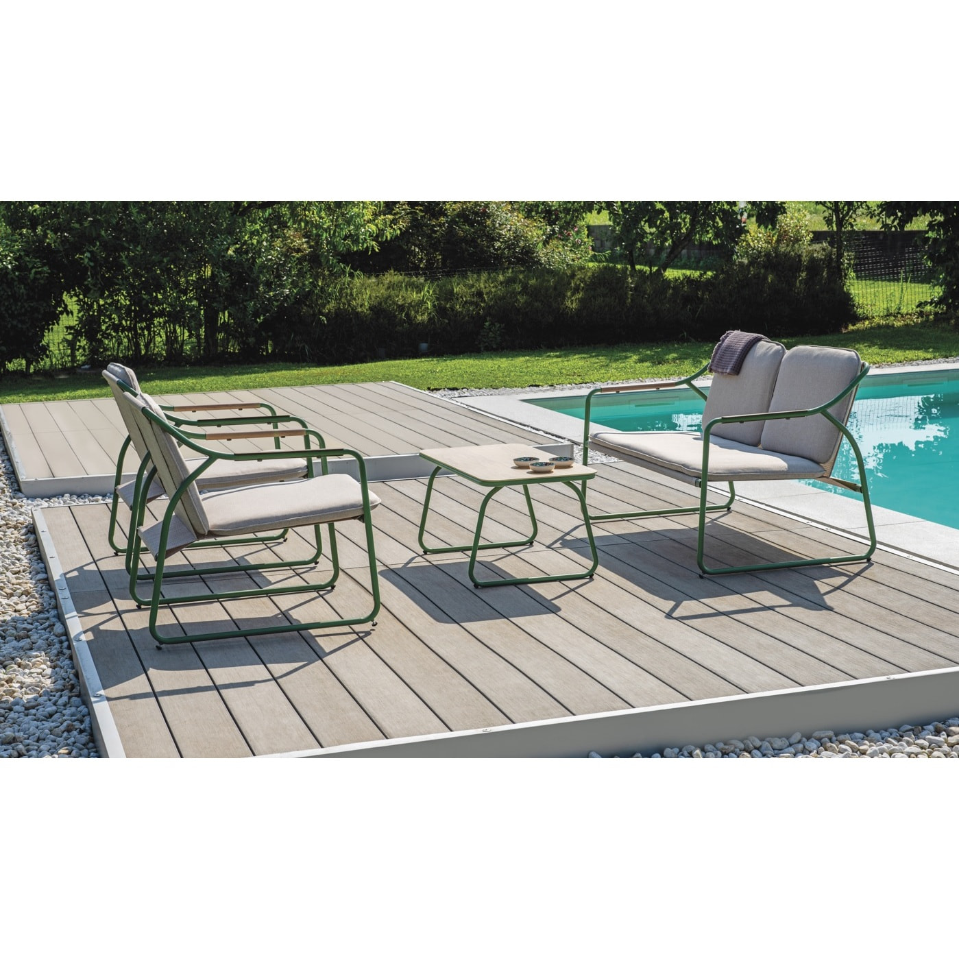 Salotto Kinos Verde C/Cuscini per soggriono, arredo bar ed esterni