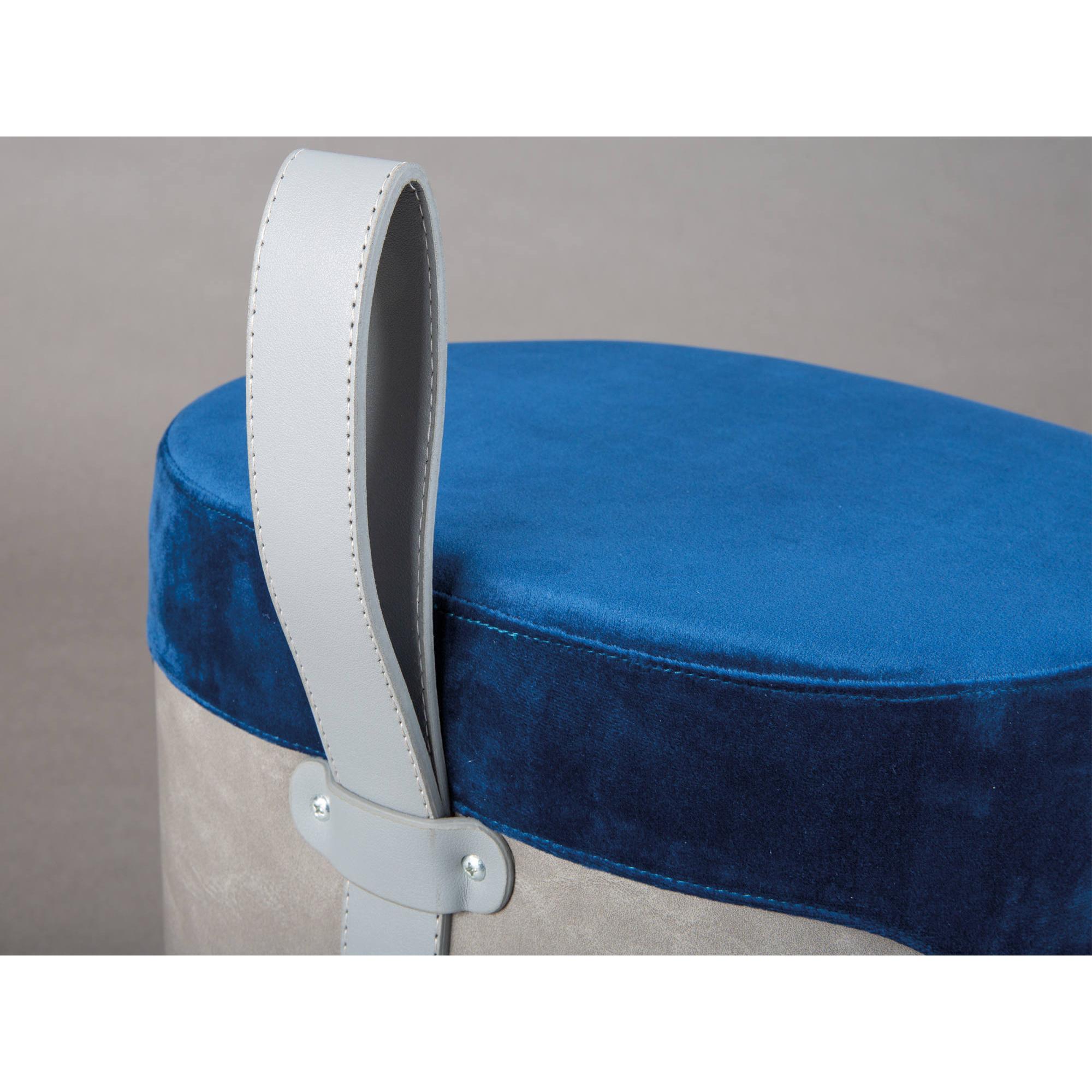 Pouf in velluto blu e grigio con maniglia in ecopelle, cm 38x32.5x43