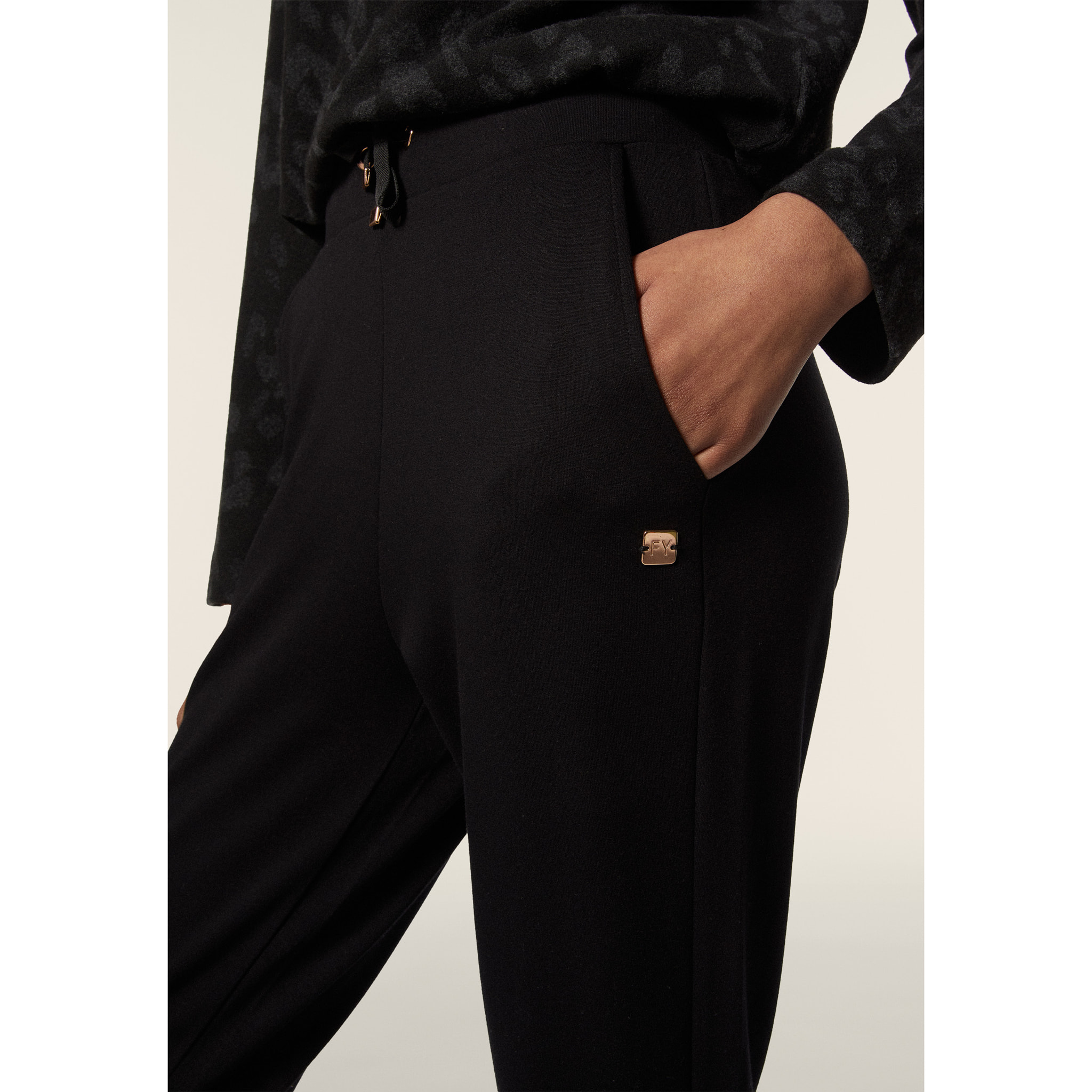 Pantalone donna in felpa di viscosa con gamba dritta