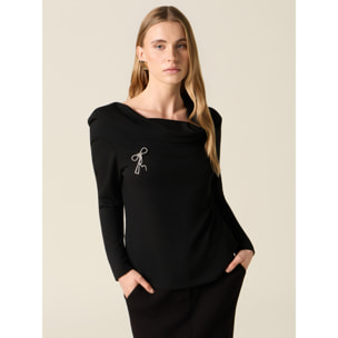 Oltre - Camiseta cuello shiffer con broche - Negro