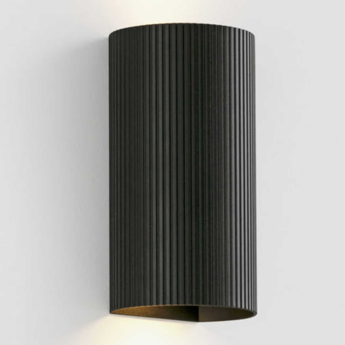 SOLE 2L Applique ronde noire cannelée