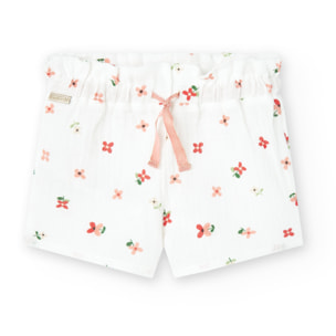 Bermudas para niÃ±a estampada con flores de color rosa