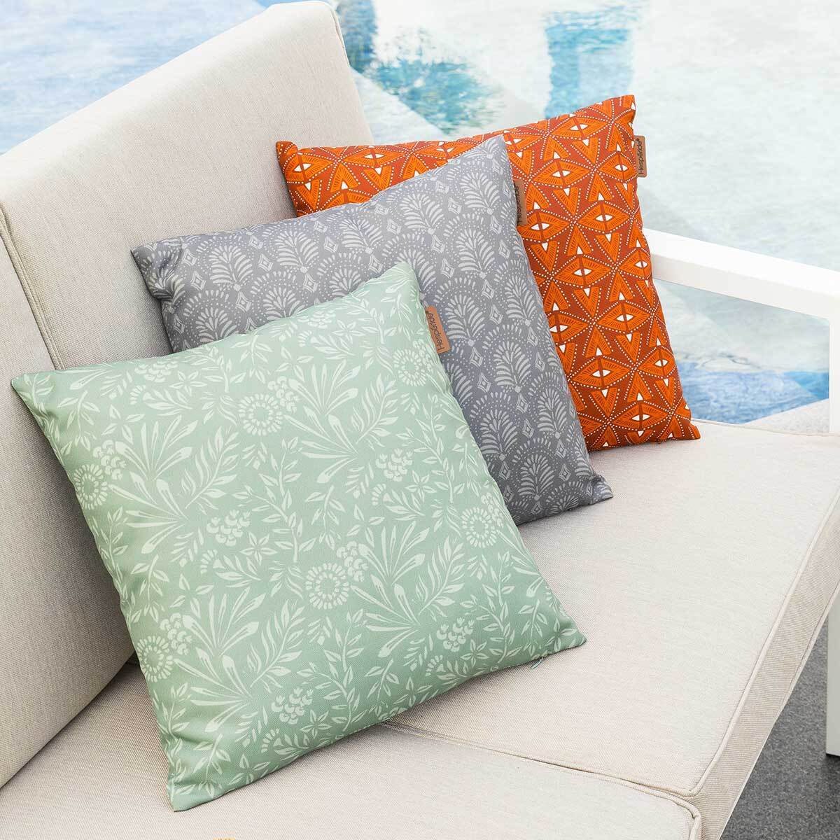 Coussin déco d extérieur "Adiya" ambre 40x40cm en polyester