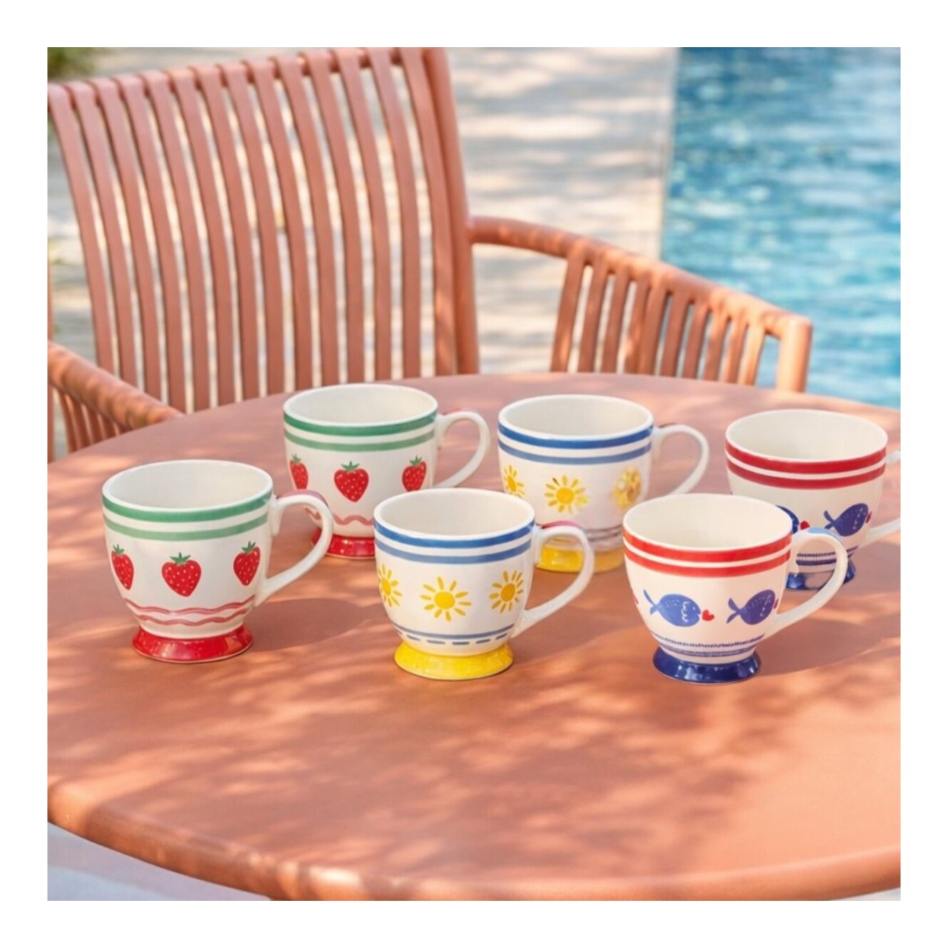 Lot de 6 tasses avec pied, LE PETIT CABANON