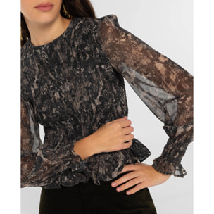 Blusa de mujer de gasa.