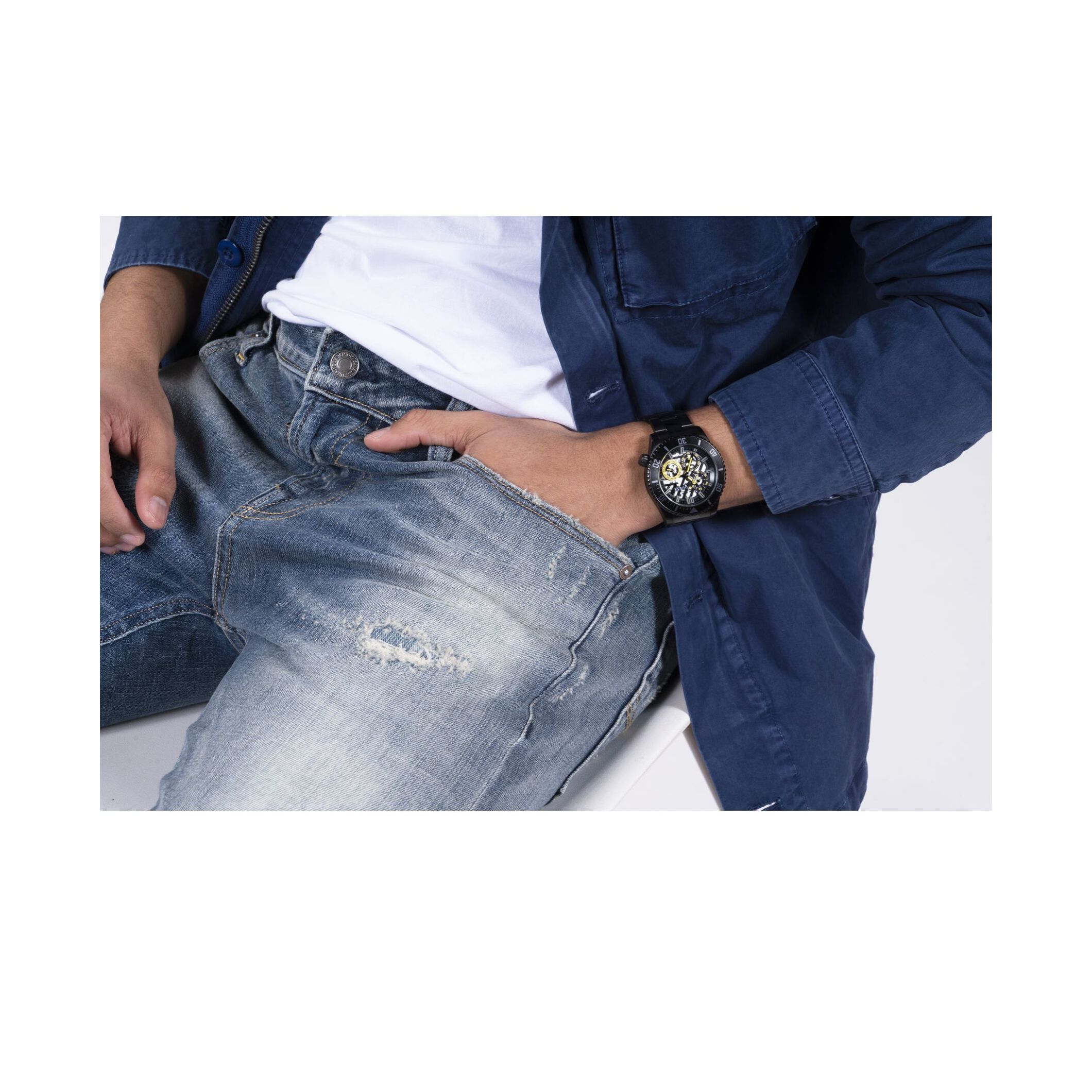 Guess Orologio Multifunzione Axle