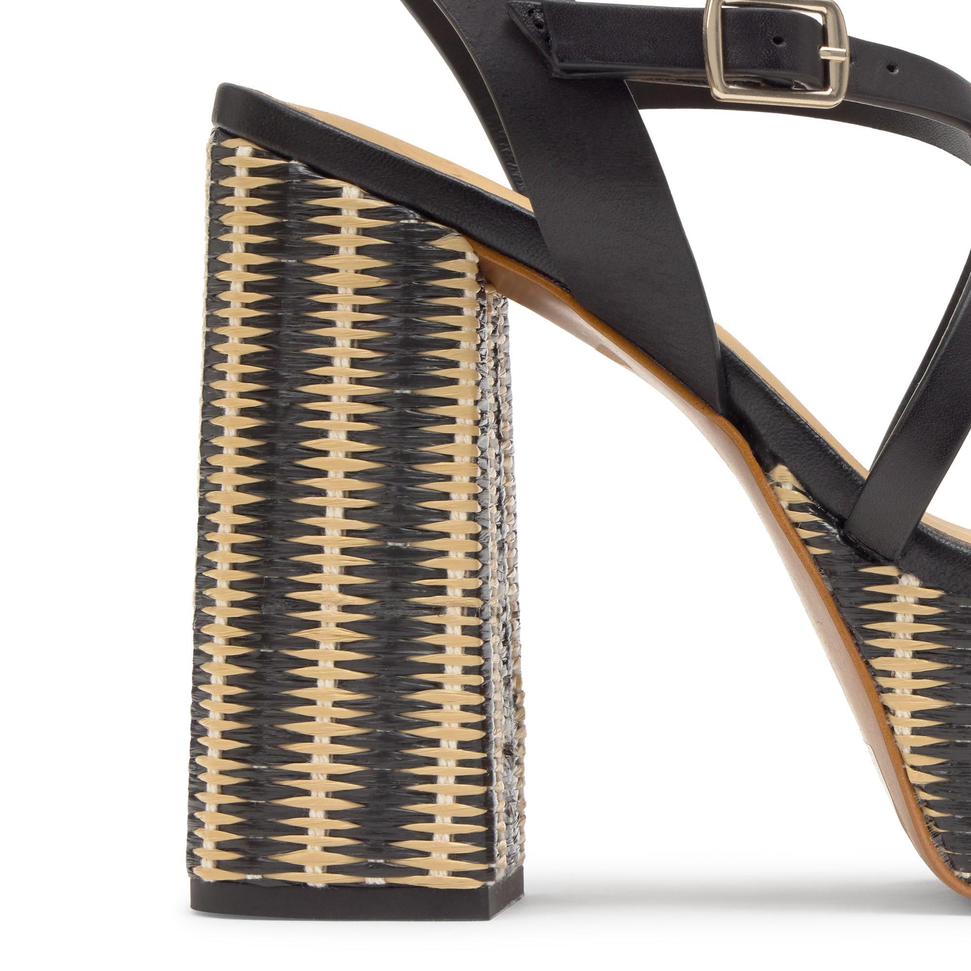 Sandalia Felisa tacón forrado en napa con hebilla y plataforma en rafia