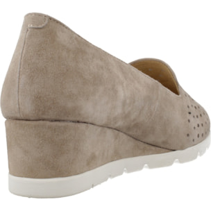 Zapatos Casual Mujer de la marca STONEFLY  modelo MILLY 15 GOAT SUEDE Light Brown