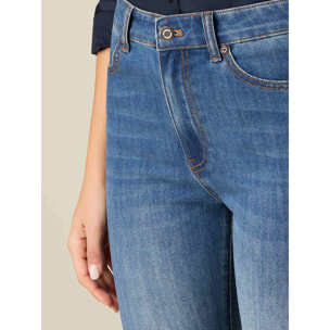 Oltre - Jeans flare con orlo sfrangiato - Blu