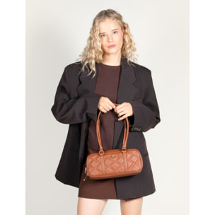 Bolso - Cuero - Medida: 26 cm x 12 cm x 9 cm