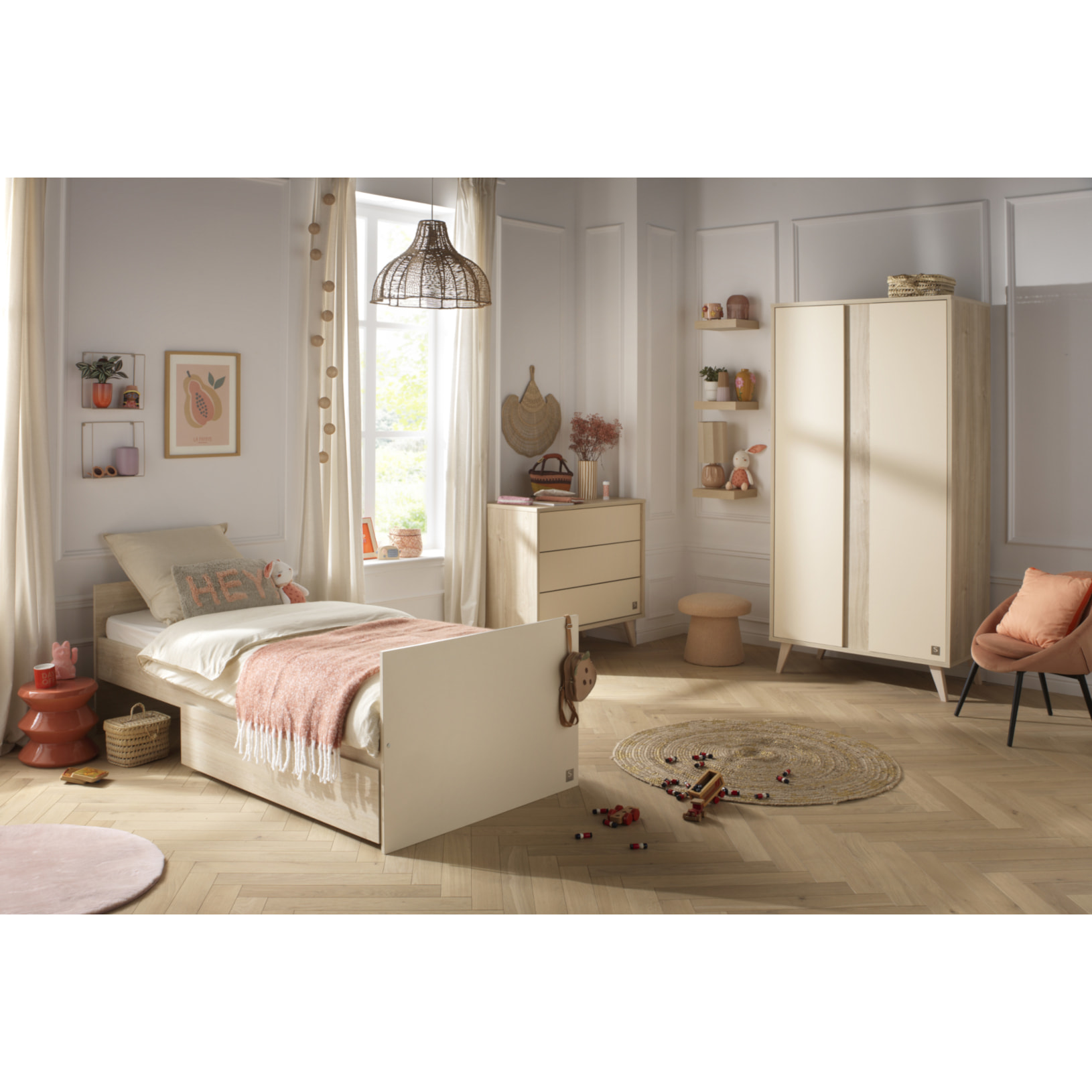 Lit bébé 120x60 évolutif en 90x190 avec têtes panneaux imitation bois