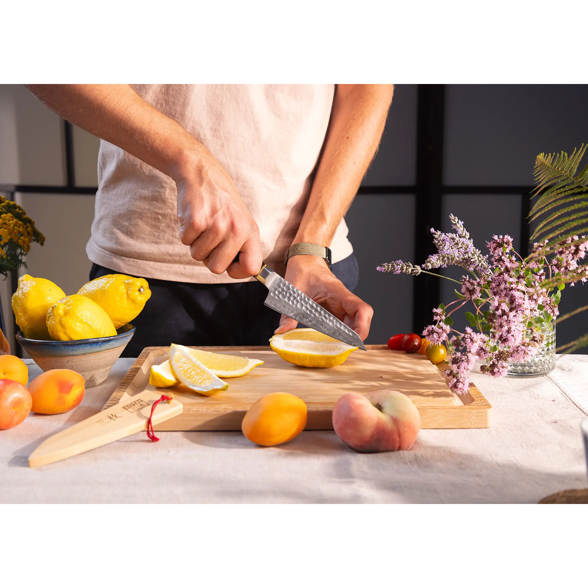 Coltello Universale Petty Bunka | Lama 135 mm | Acciaio Inossidabile Giapponese San-Mai