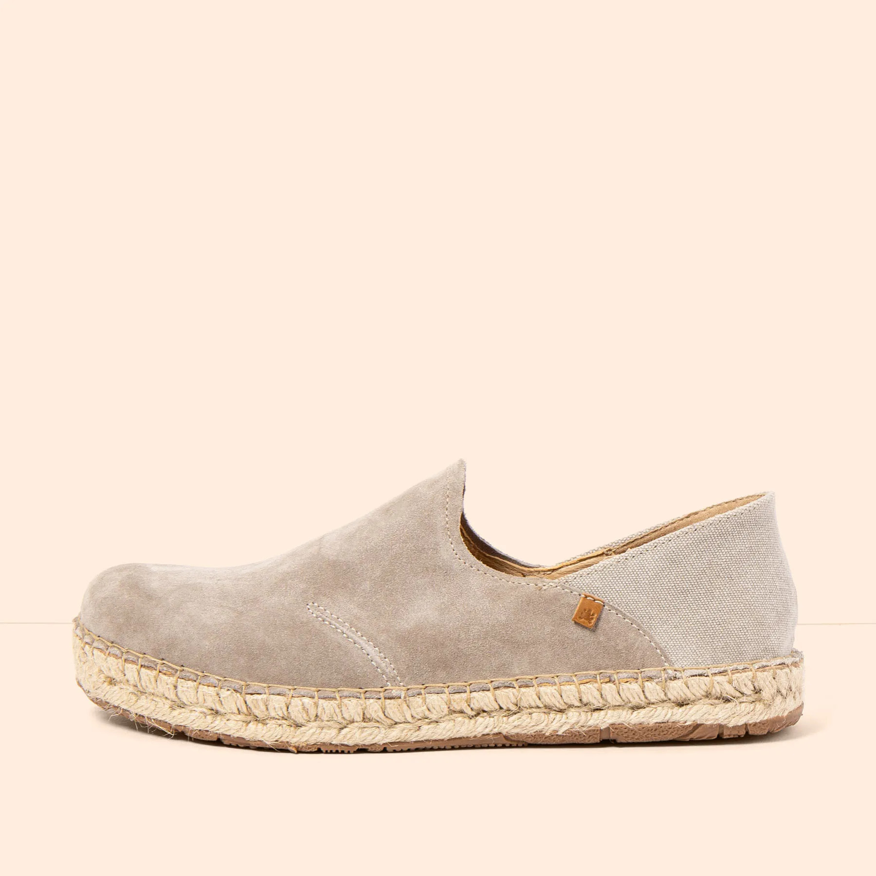 Zapatos N677 SILK SUEDE-COTTON TAUPE / CAMPOS color Taupe