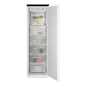 Electrolux Congelador vertical integrable de 1772 mm EUA7NE18S