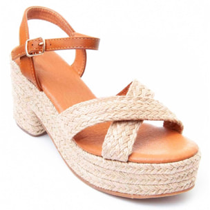 Sandalias de Tacón - Beige - Altura: 6 cm