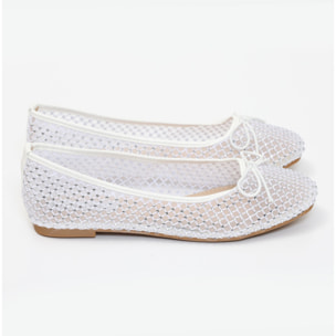 Ballerine in simil pelle traforate con strass