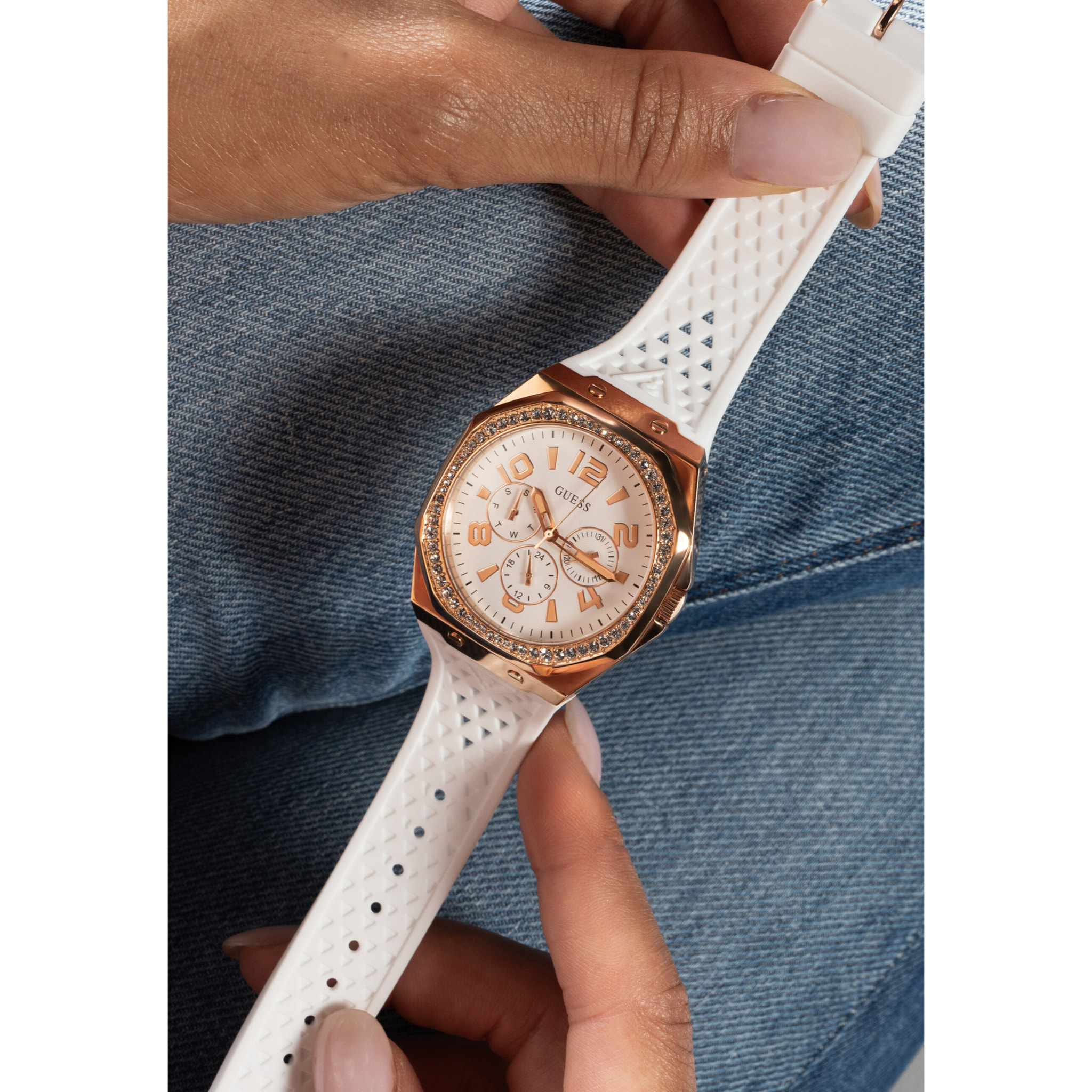Guess Reloj Analógico De Cuarzo Zest