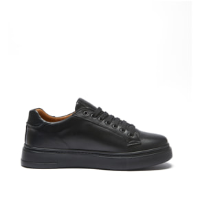 Classic Lace-up Sneaker British Passport Nero