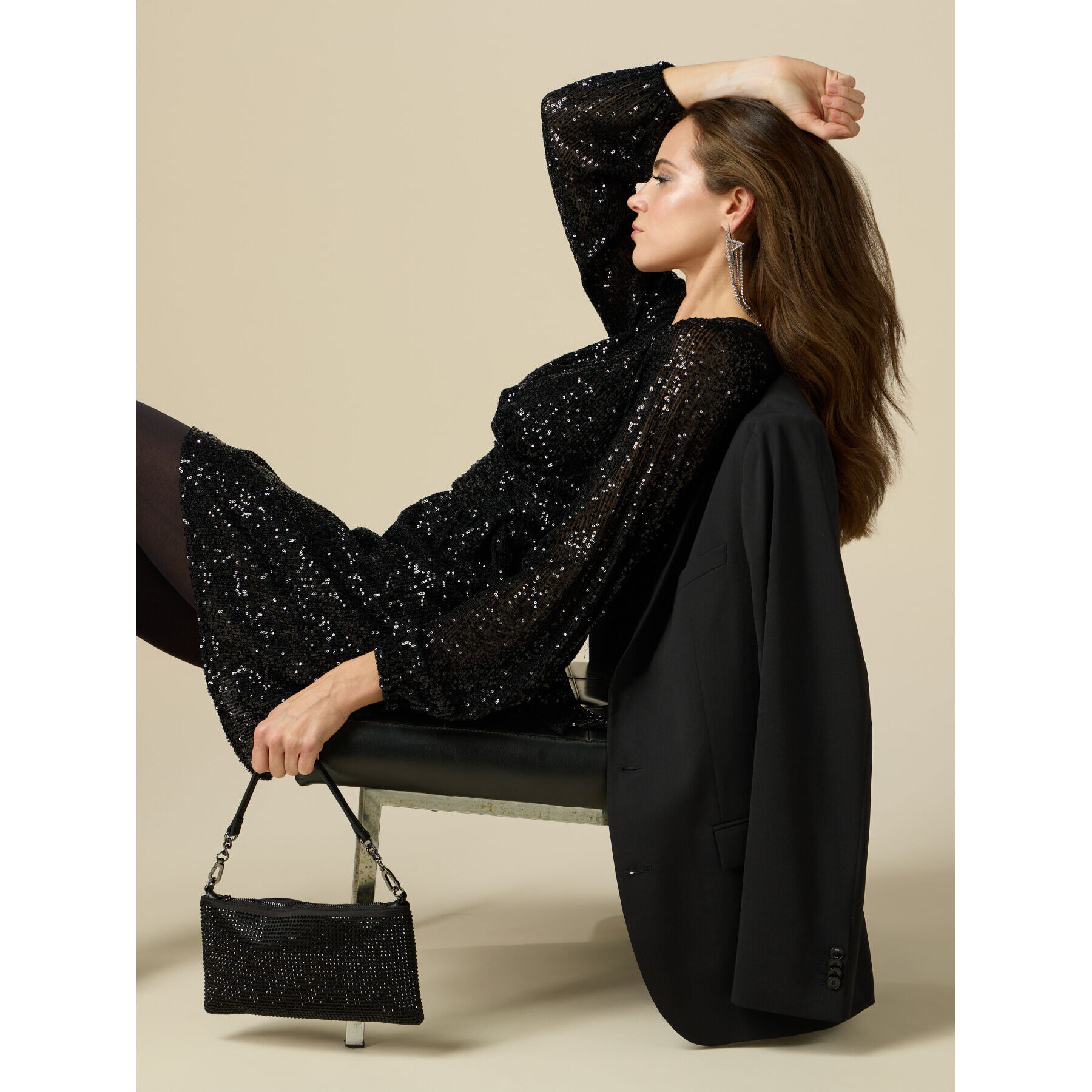 Oltre - Vestito corto maniche lunghe in paillettes - Nero