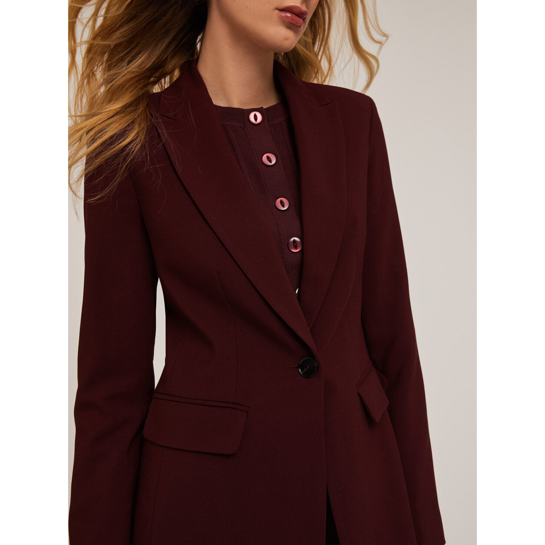 Motivi - Blazer de botonadura simple de tejido técnico - Burgundy