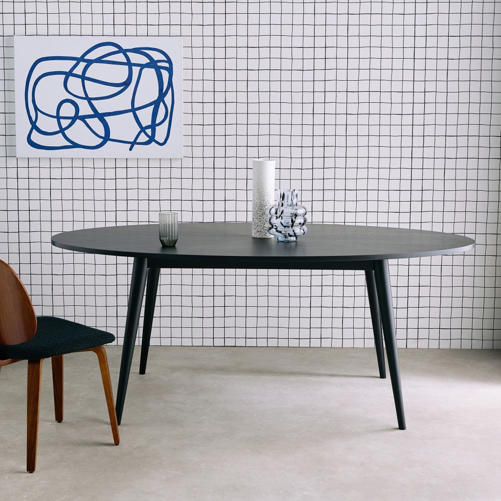 Table à manger ovale bois d'hévéa et placage chêne 6 places DIANE