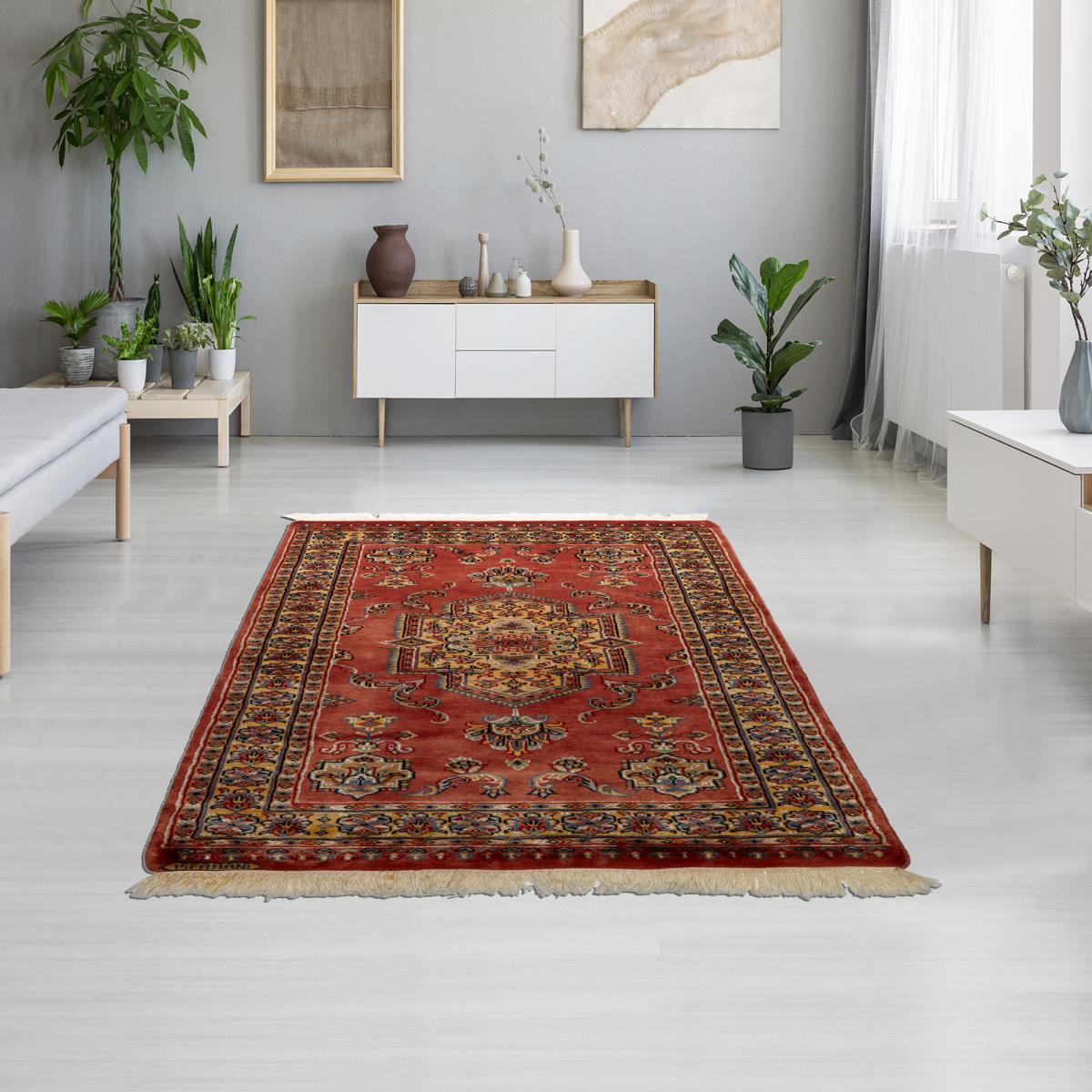 Authentique tapis d'orient, noué à la main