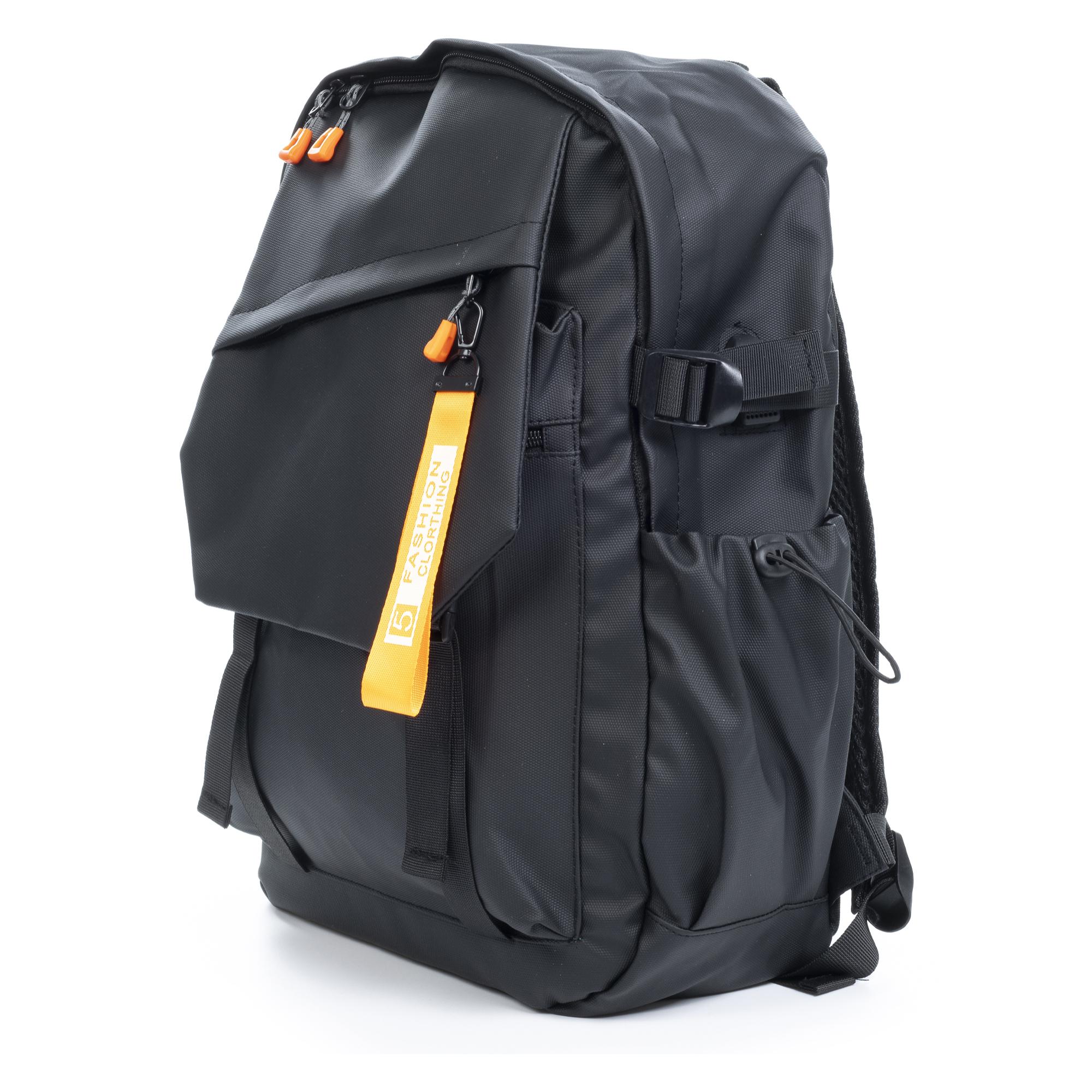 Mochila multi compartimento, porta Laptop 15.6''. Capa impermeable. Adaptable a Trolley. Toma USB externa.