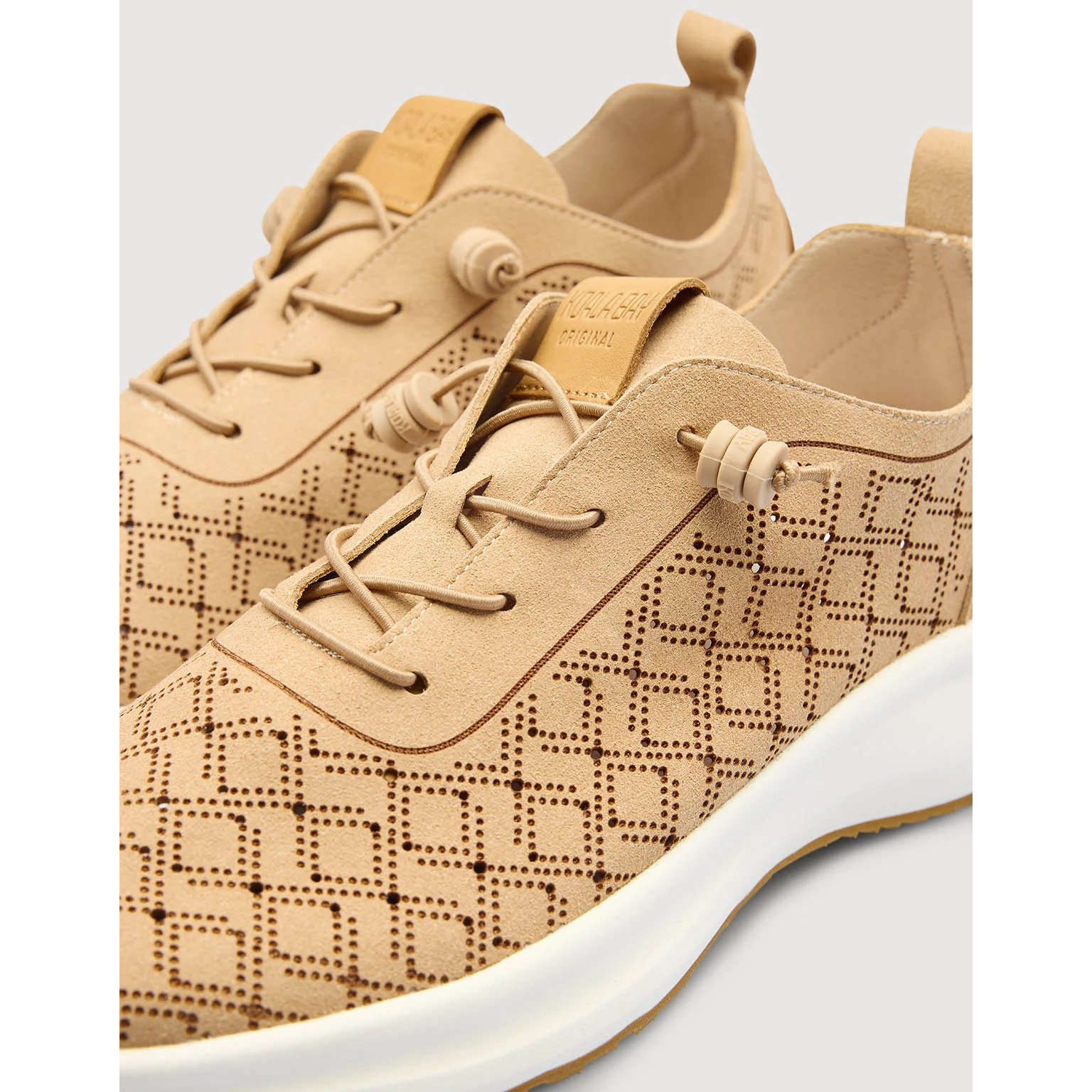Sneaker Troquelado Camel - Sunny
