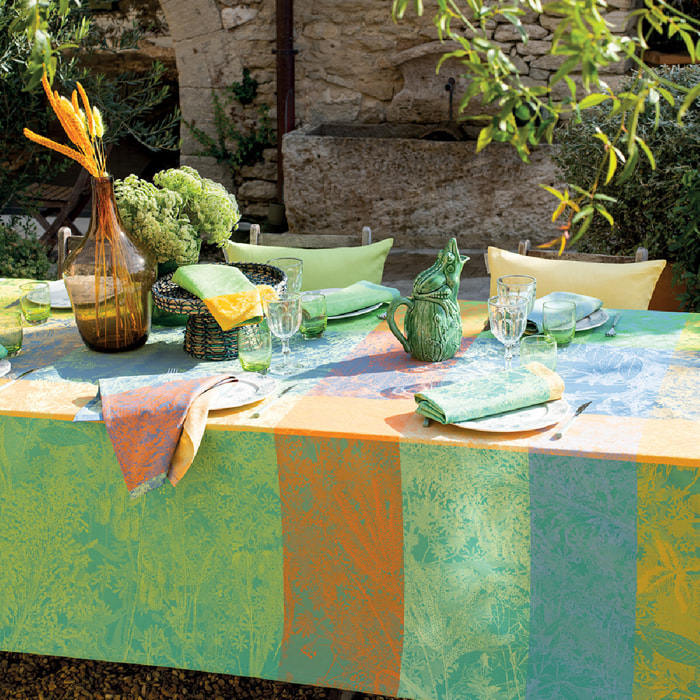 Nappe enduite jacquard Mille esprit jardin ete