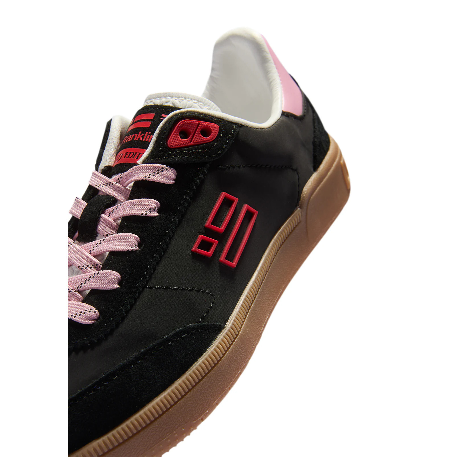 Zapatillas Bajas de Mujer Rebel Love Edición San Valentín en Negro